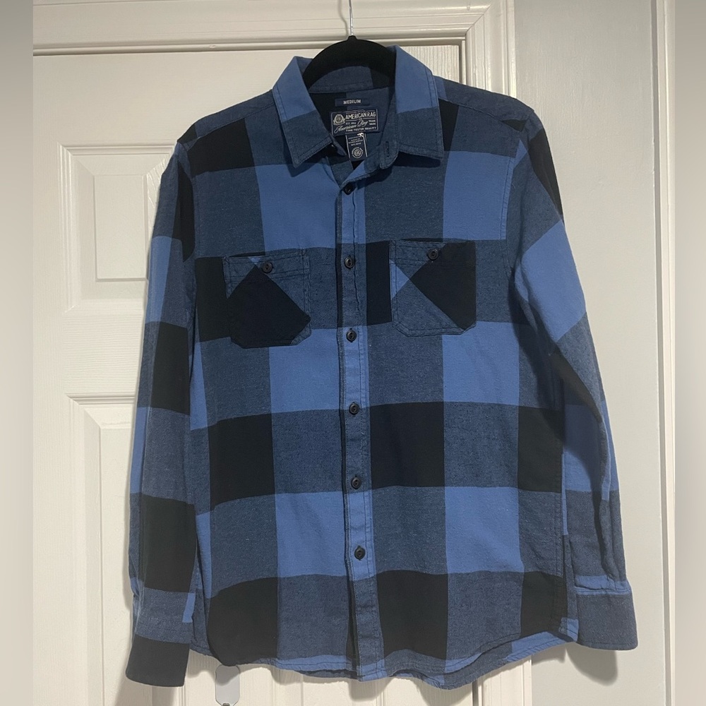 American Rag Men’s Blue and Black Plaid Button-Down Shirt